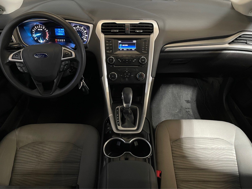 2016 Ford Fusion Image 15