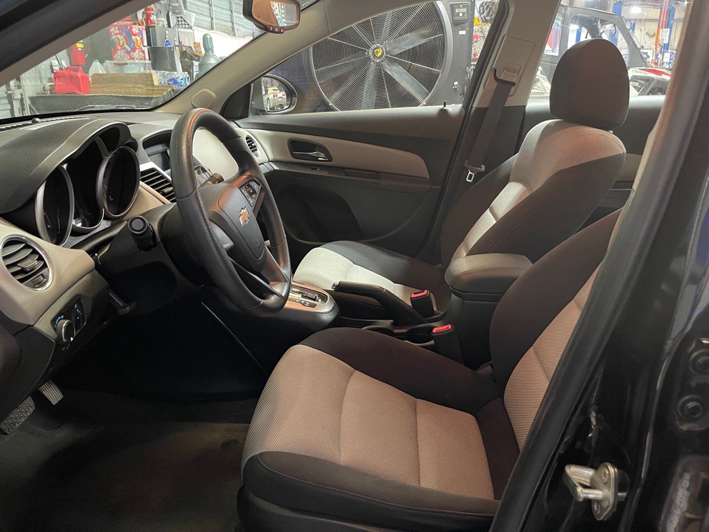 2014 Chevrolet Cruze Image 10