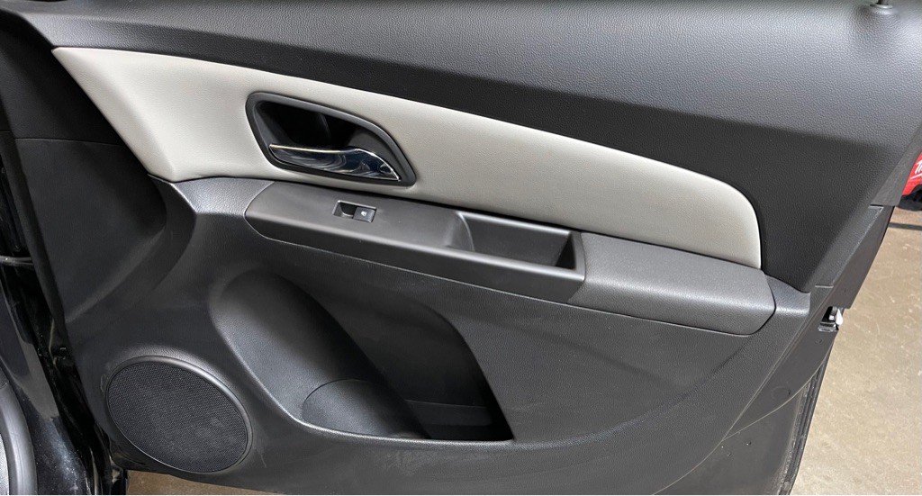 2014 Chevrolet Cruze Image 16