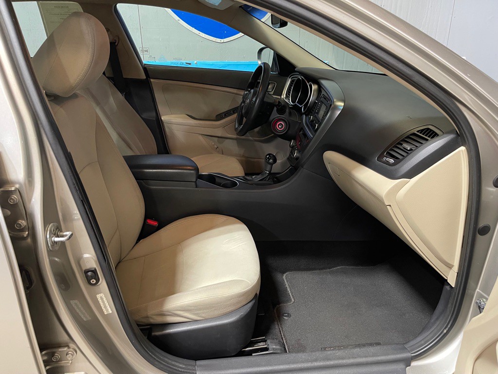 2014 Kia Optima Image 17