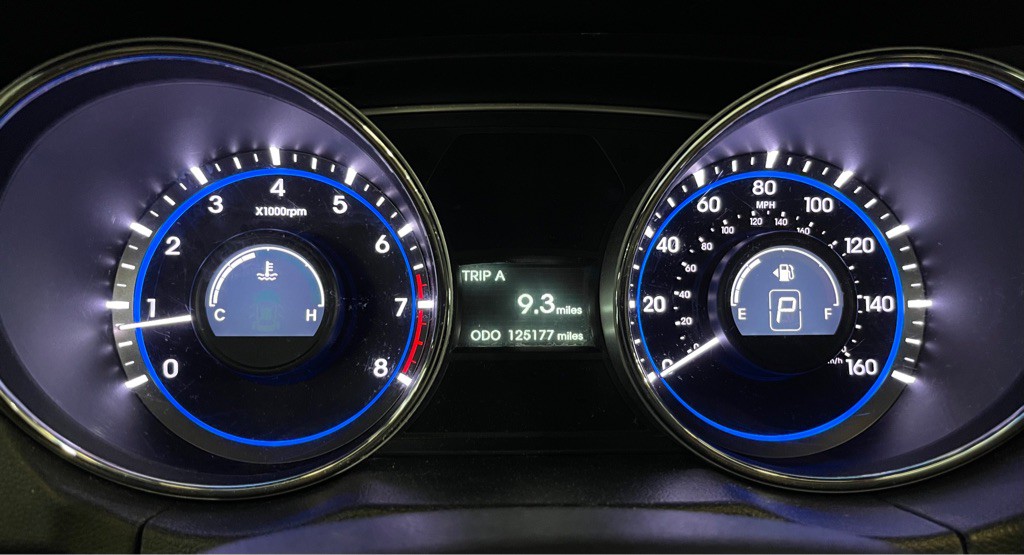 2013 Hyundai Sonata Image 11
