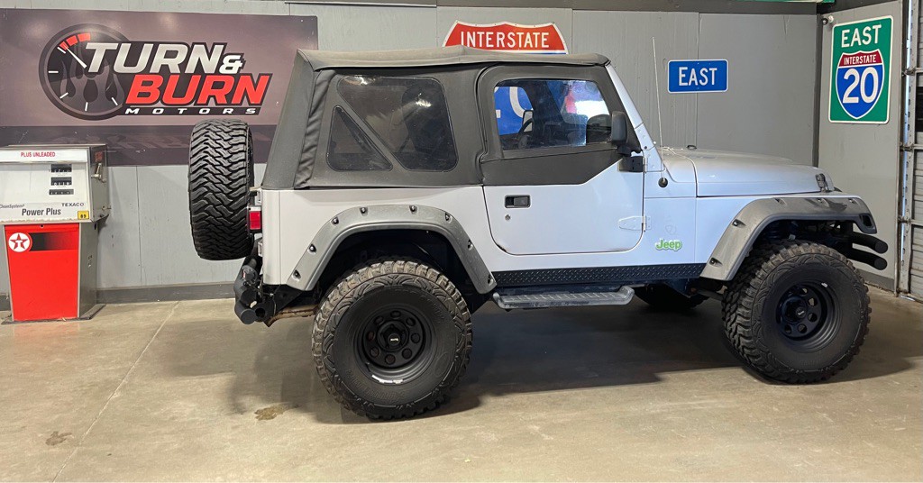 2004 Jeep Wrangler Image 5