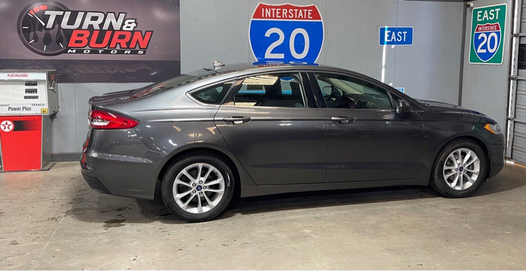 2019 Ford Fusion Image 5