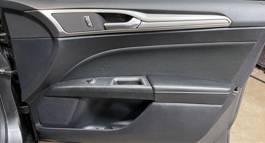 2019 Ford Fusion Image 17