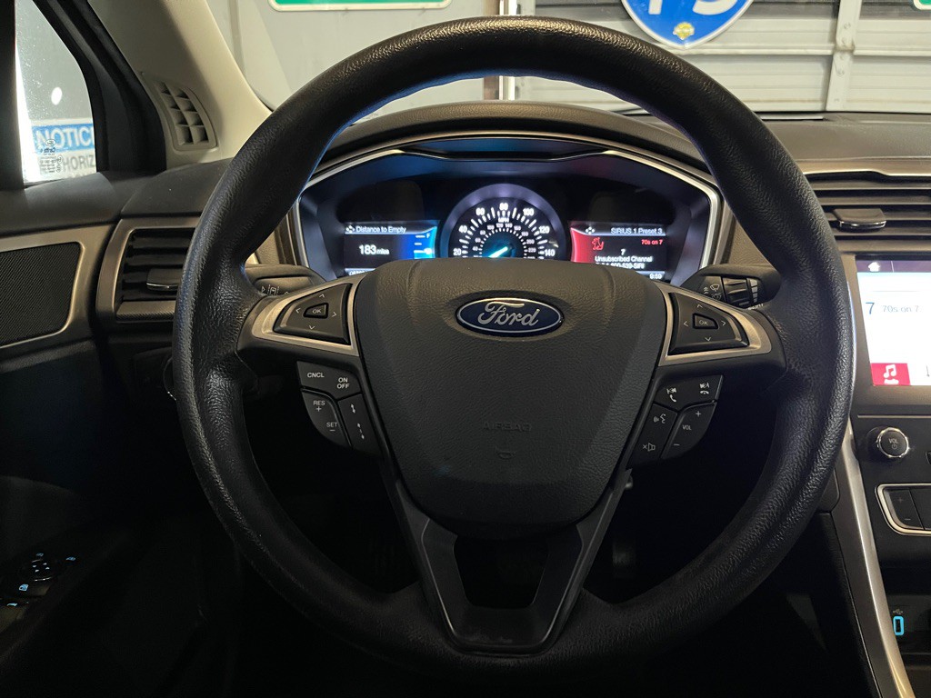 2019 Ford Fusion Image 12