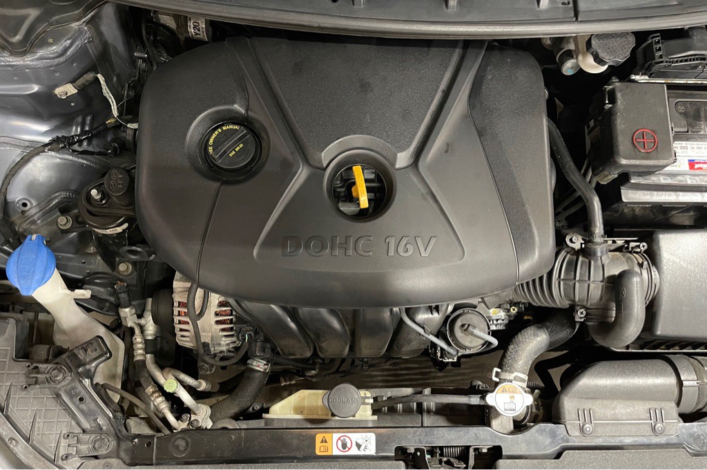 2016 Kia Forte Image 8