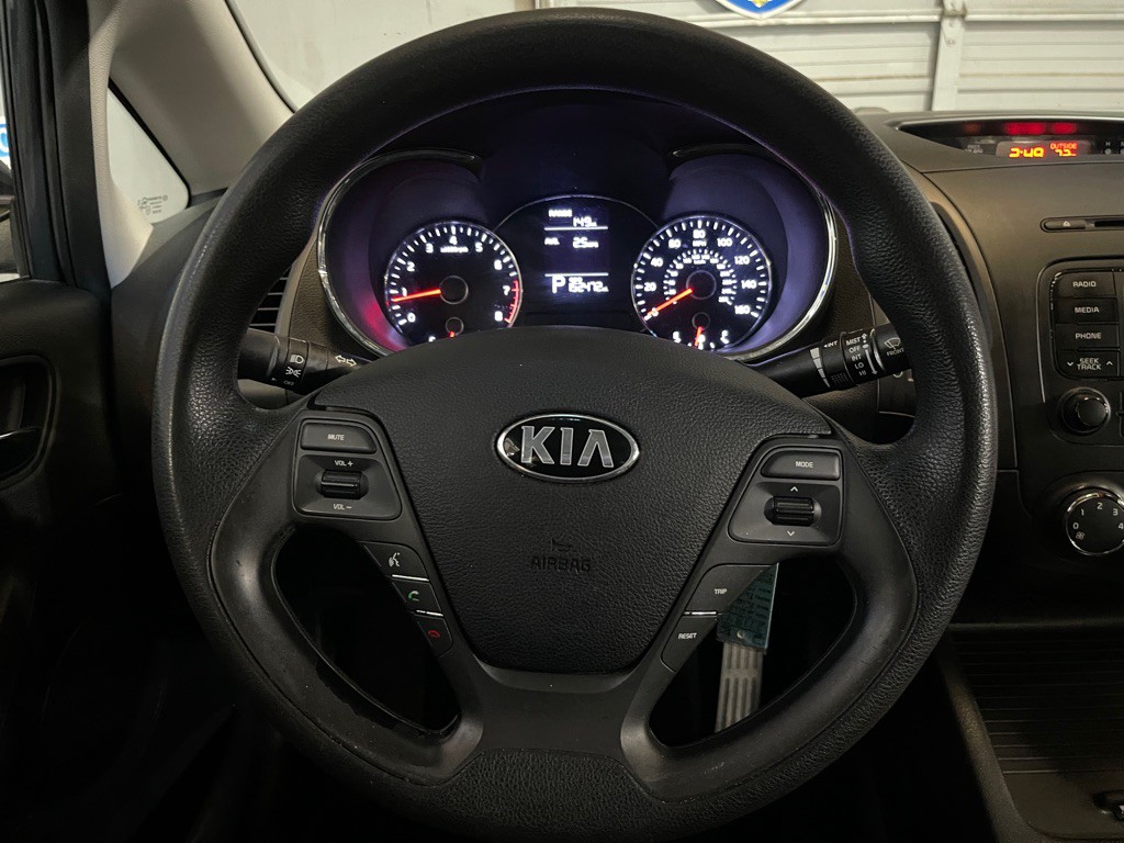 2016 Kia Forte Image 12