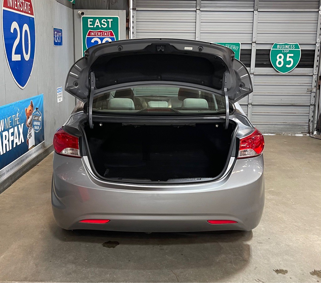 2012 Hyundai Elantra Image 7