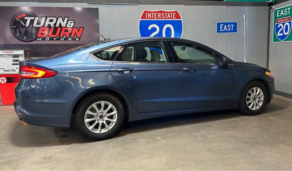 2018 Ford Fusion Image 5