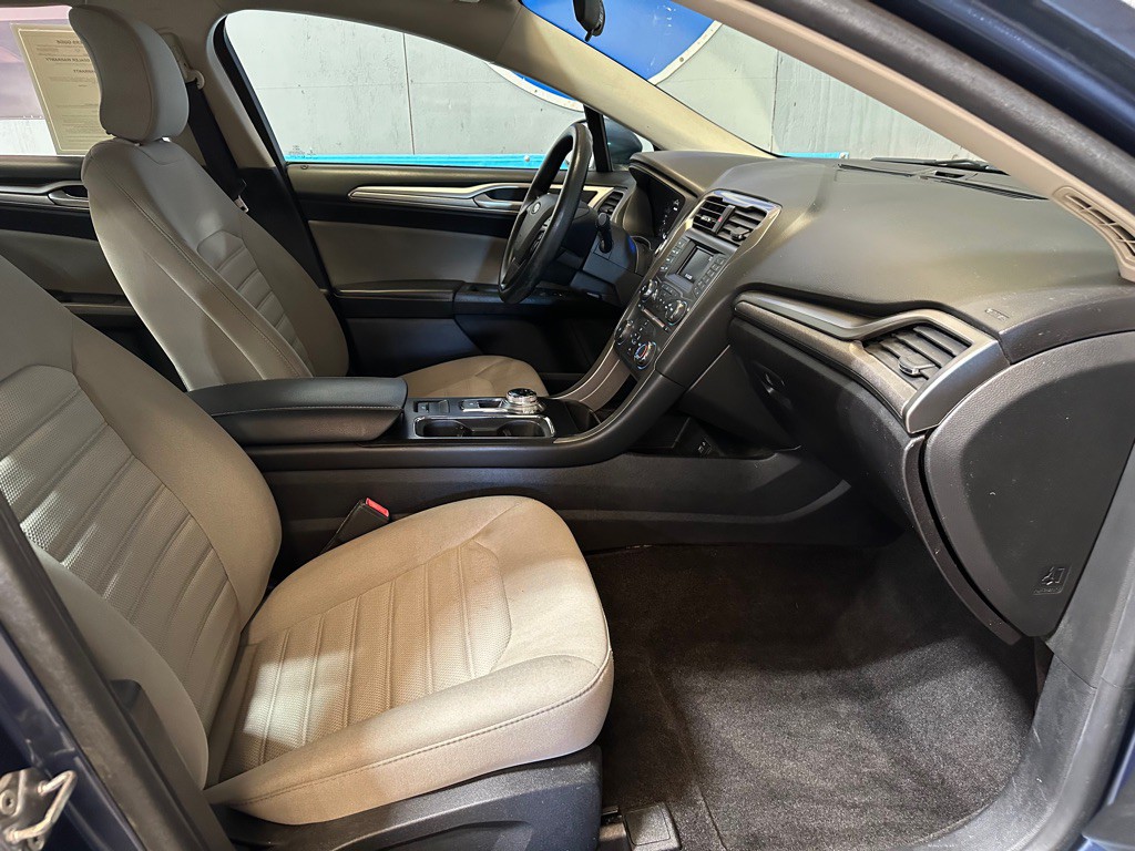2018 Ford Fusion Image 17