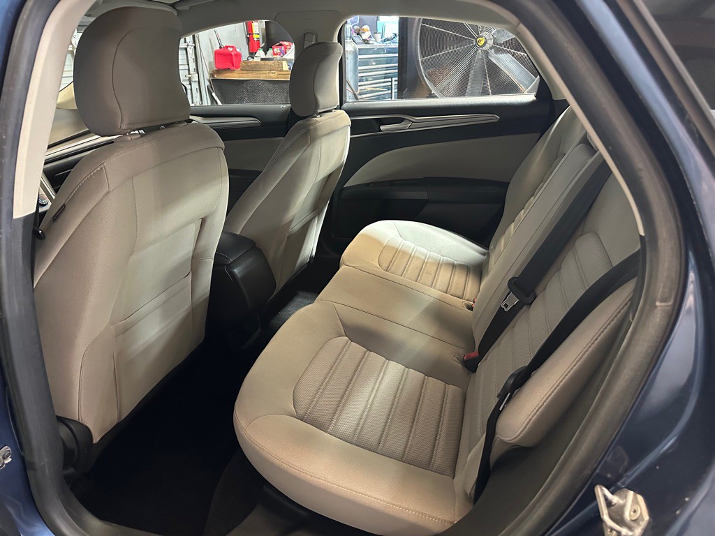 2018 Ford Fusion Image 18