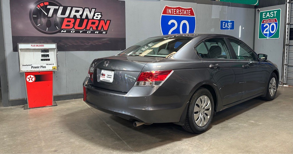 2009 Honda Accord Image 4