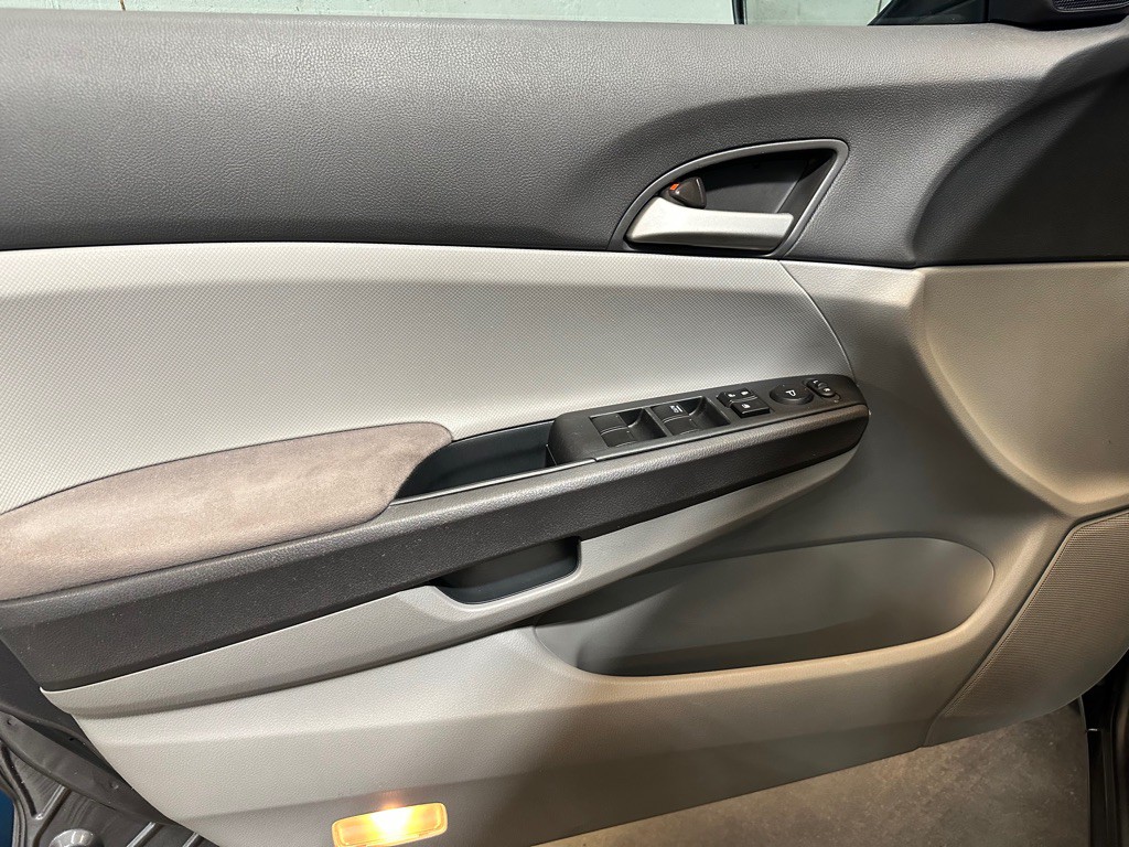 2009 Honda Accord Image 9