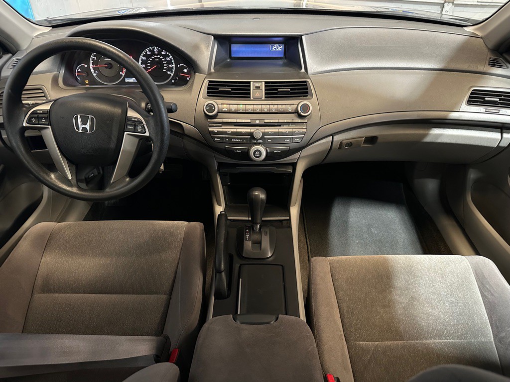 2009 Honda Accord Image 15