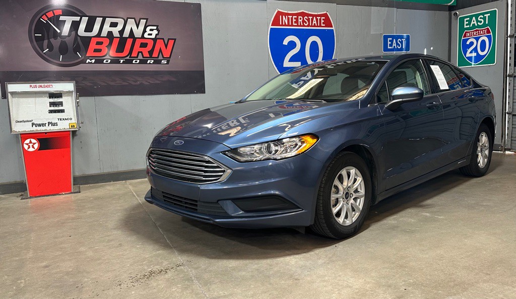 2018 Ford Fusion Image 1