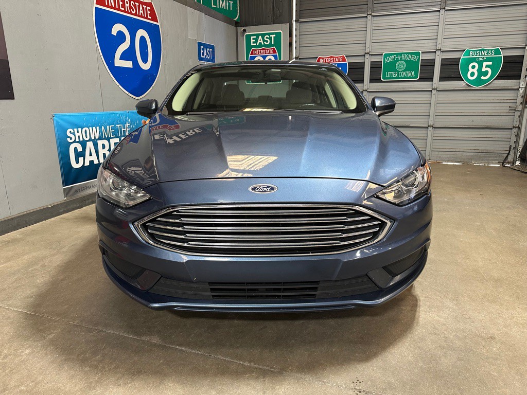 2018 Ford Fusion Image 2