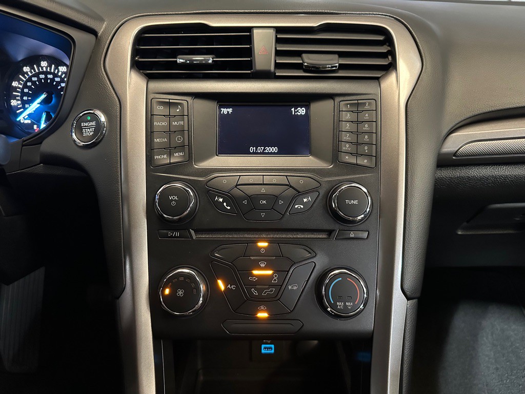 2018 Ford Fusion Image 14
