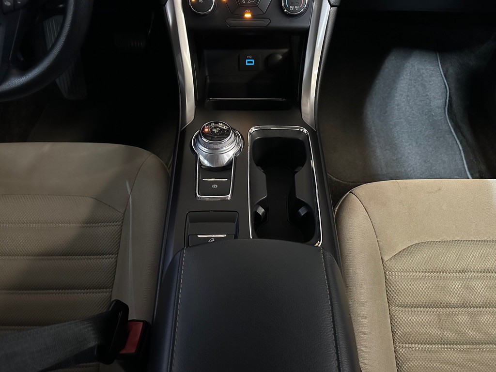 2018 Ford Fusion Image 15