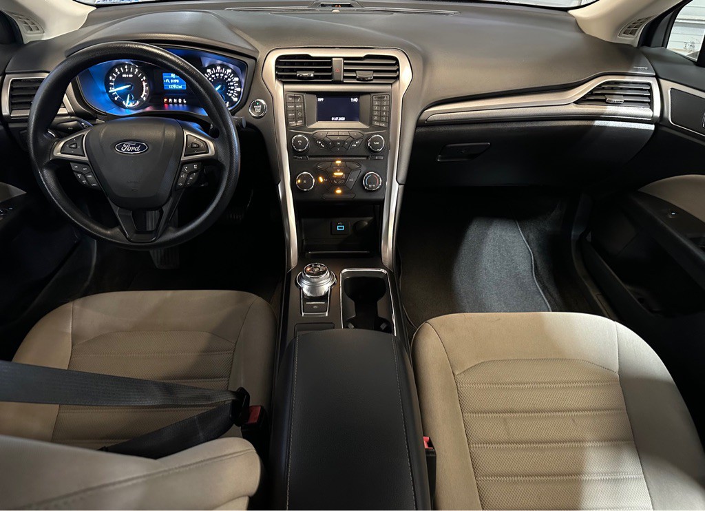 2018 Ford Fusion Image 16