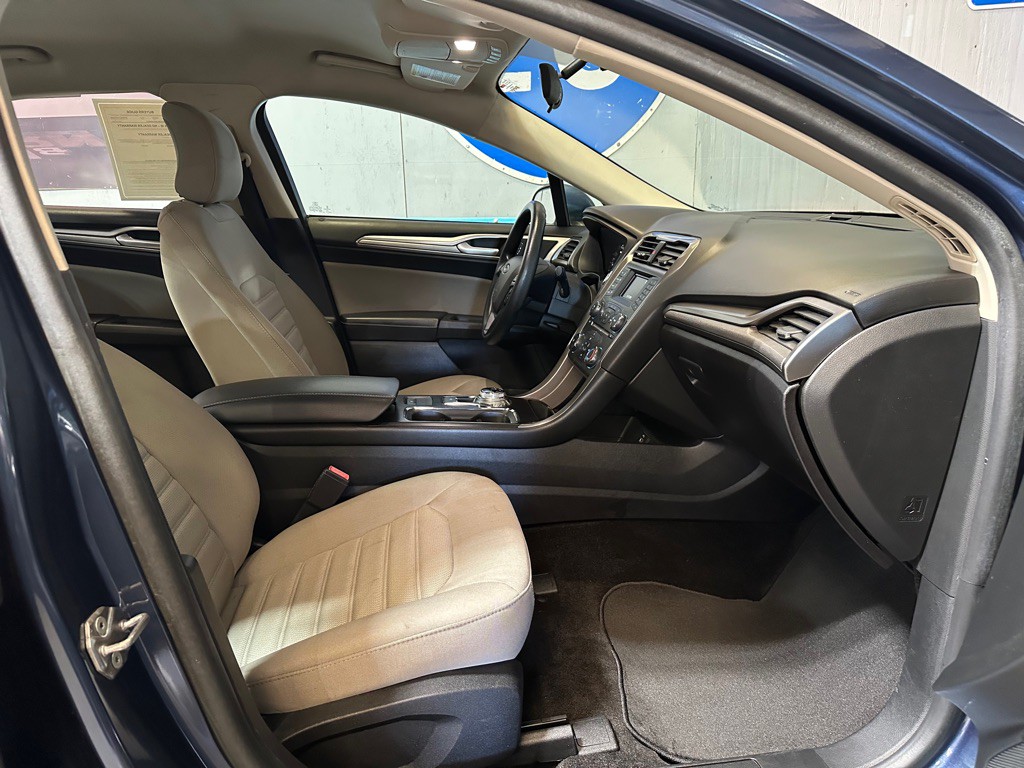 2018 Ford Fusion Image 18