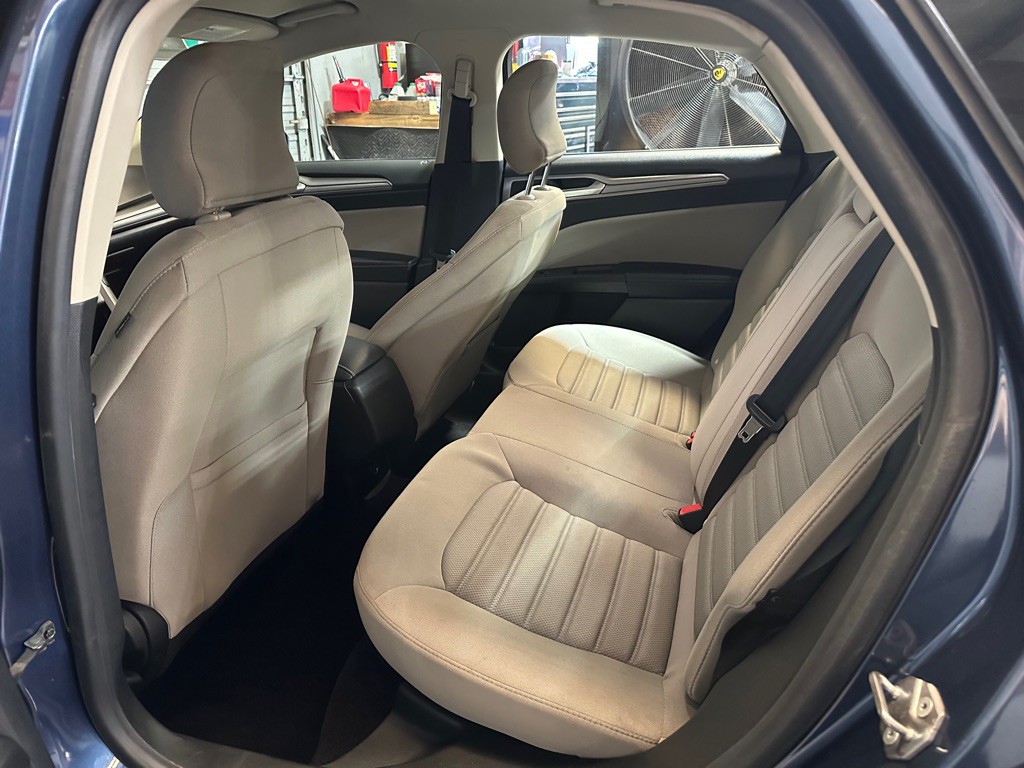 2018 Ford Fusion Image 19
