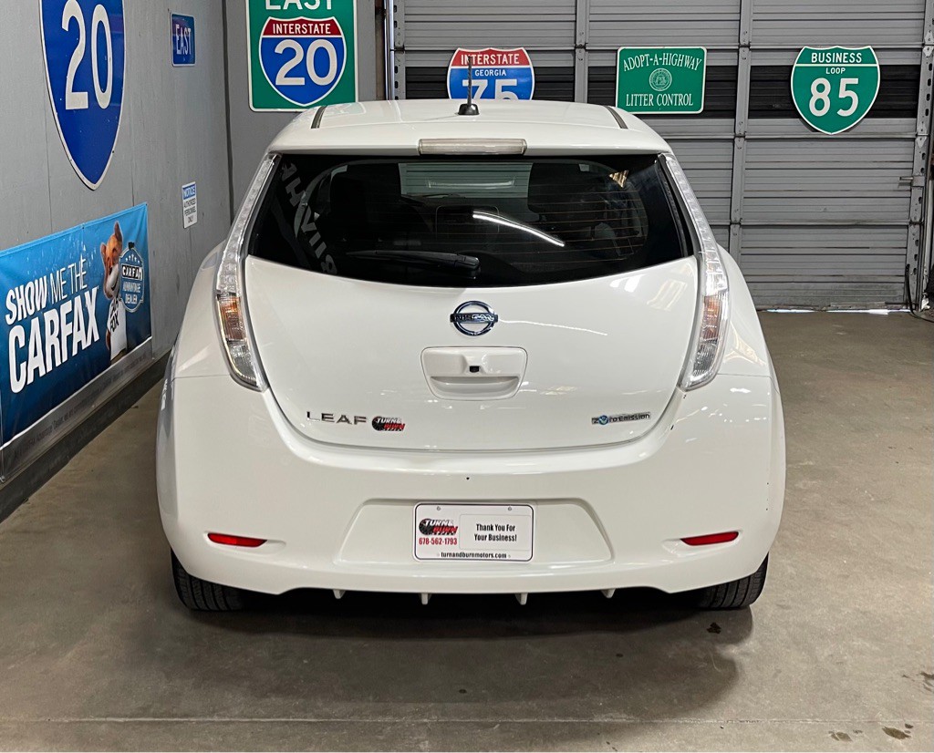 2015 Nissan Leaf Image 6