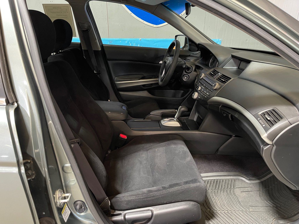 2008 Honda Accord Image 16
