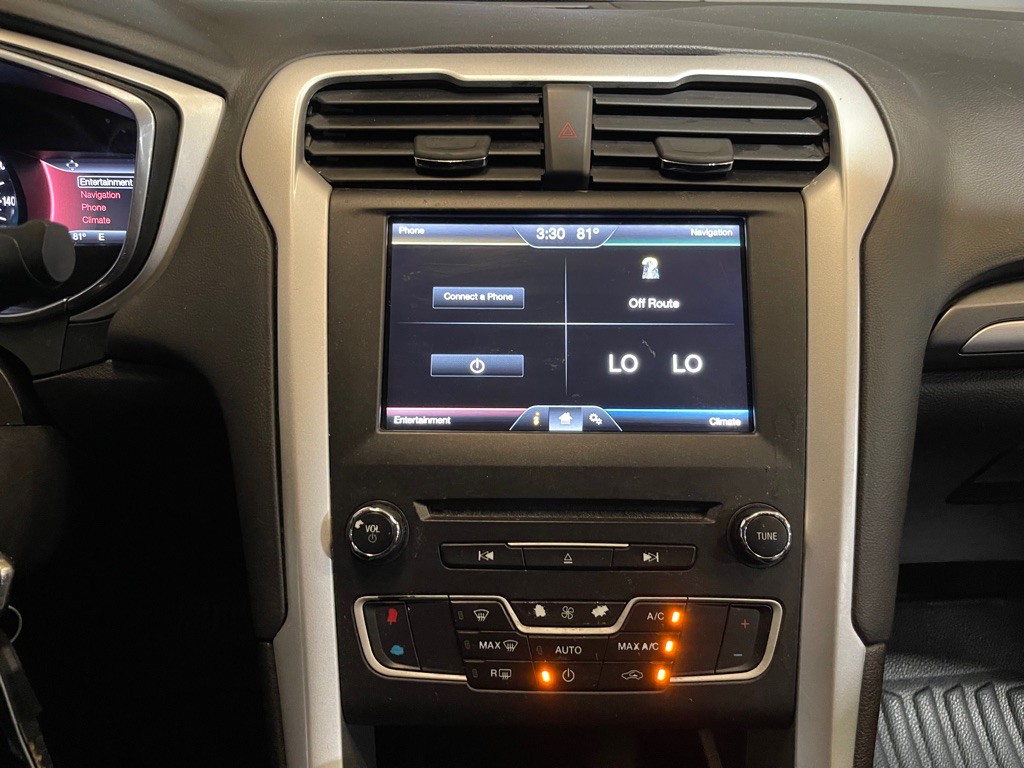 2016 Ford Fusion Image 13