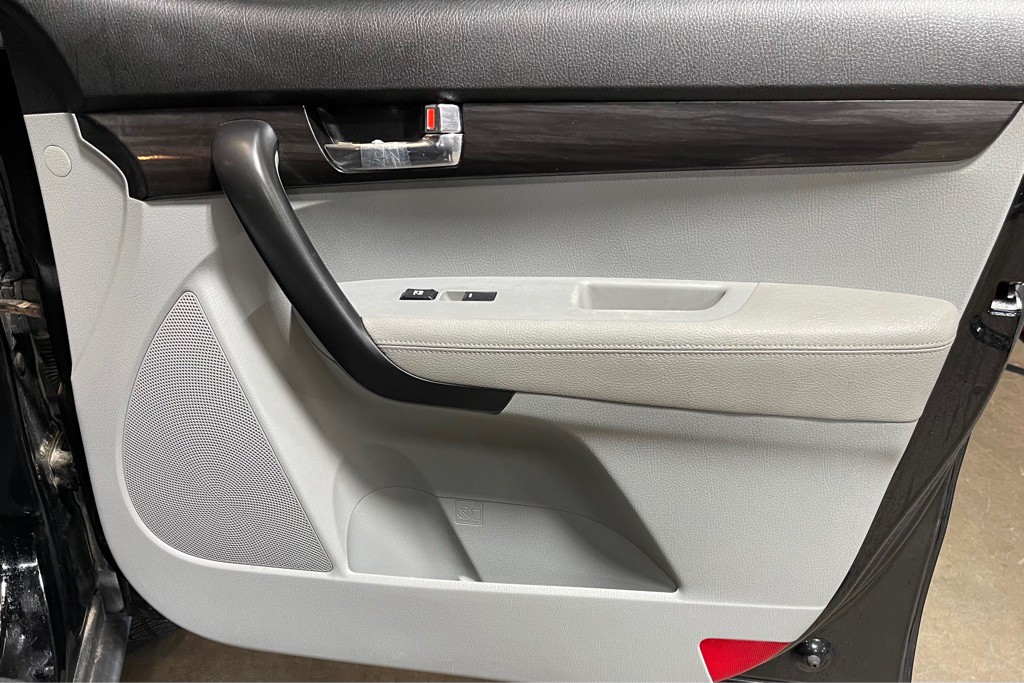 2011 Kia Sorento Image 16