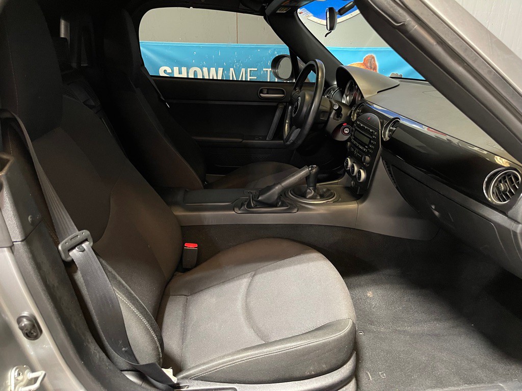 2013 Mazda MX-5 Miata Image 16