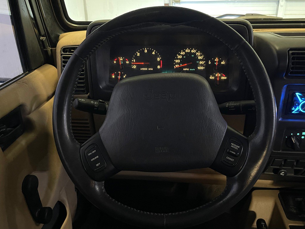 2001 Jeep Wrangler Image 12