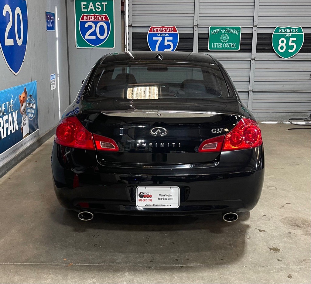 2009 INFINITI G37 Image 6