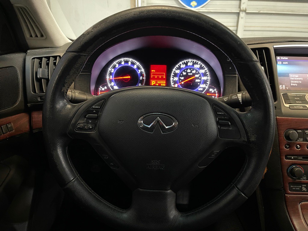 2009 INFINITI G37 Image 12