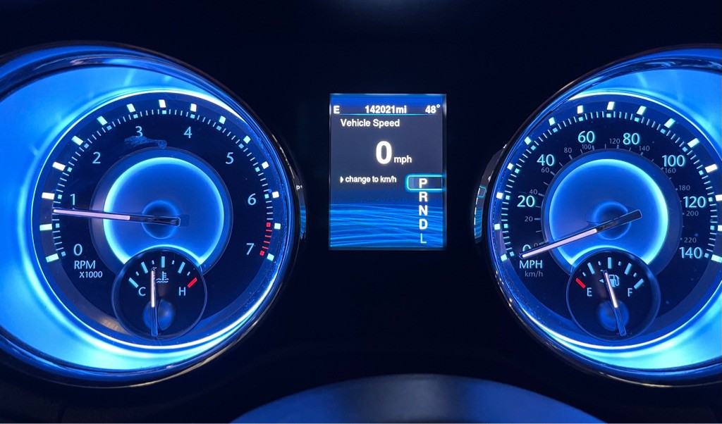 2014 Chrysler 300 Image 11