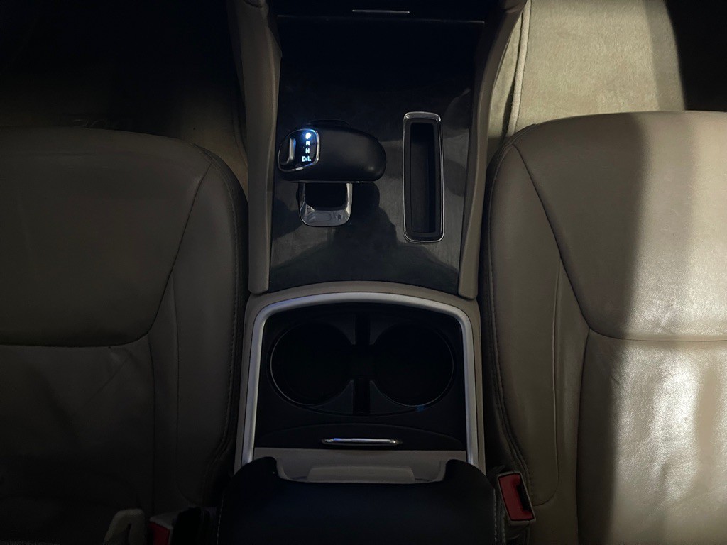 2014 Chrysler 300 Image 14