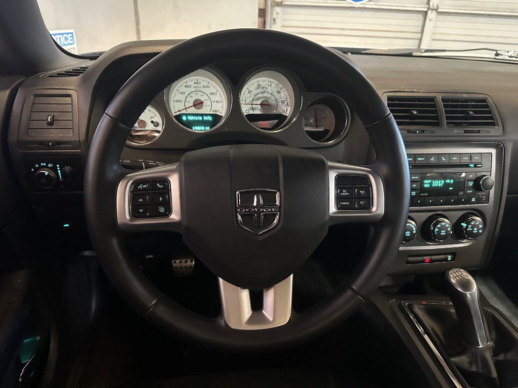 2014 Dodge Challenger Image 11