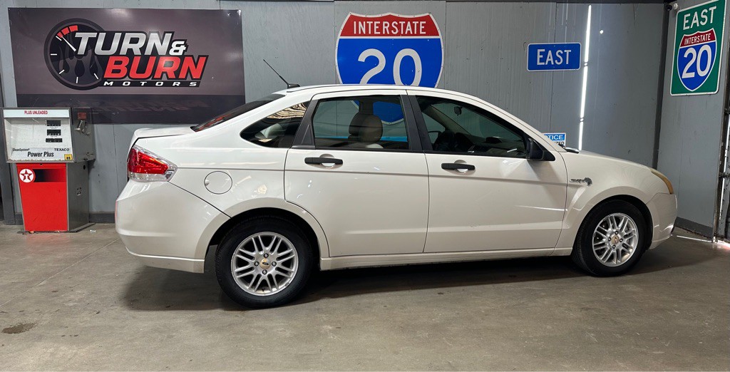 2009 Ford Focus Image 5