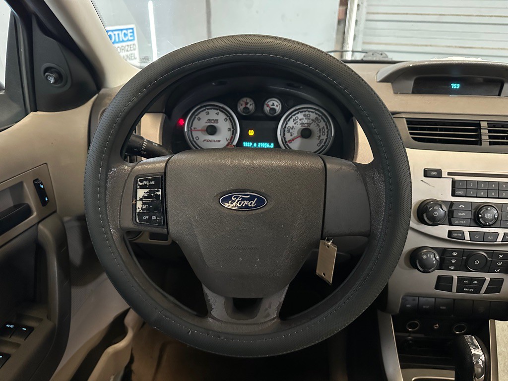 2009 Ford Focus Image 11