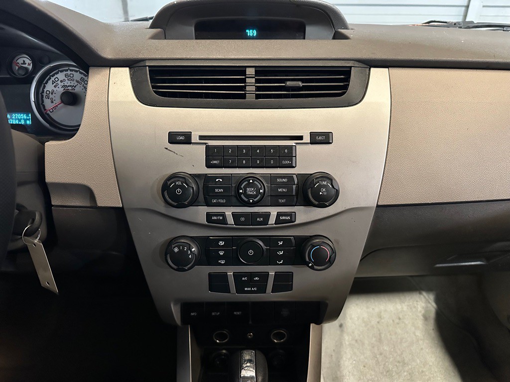 2009 Ford Focus Image 12