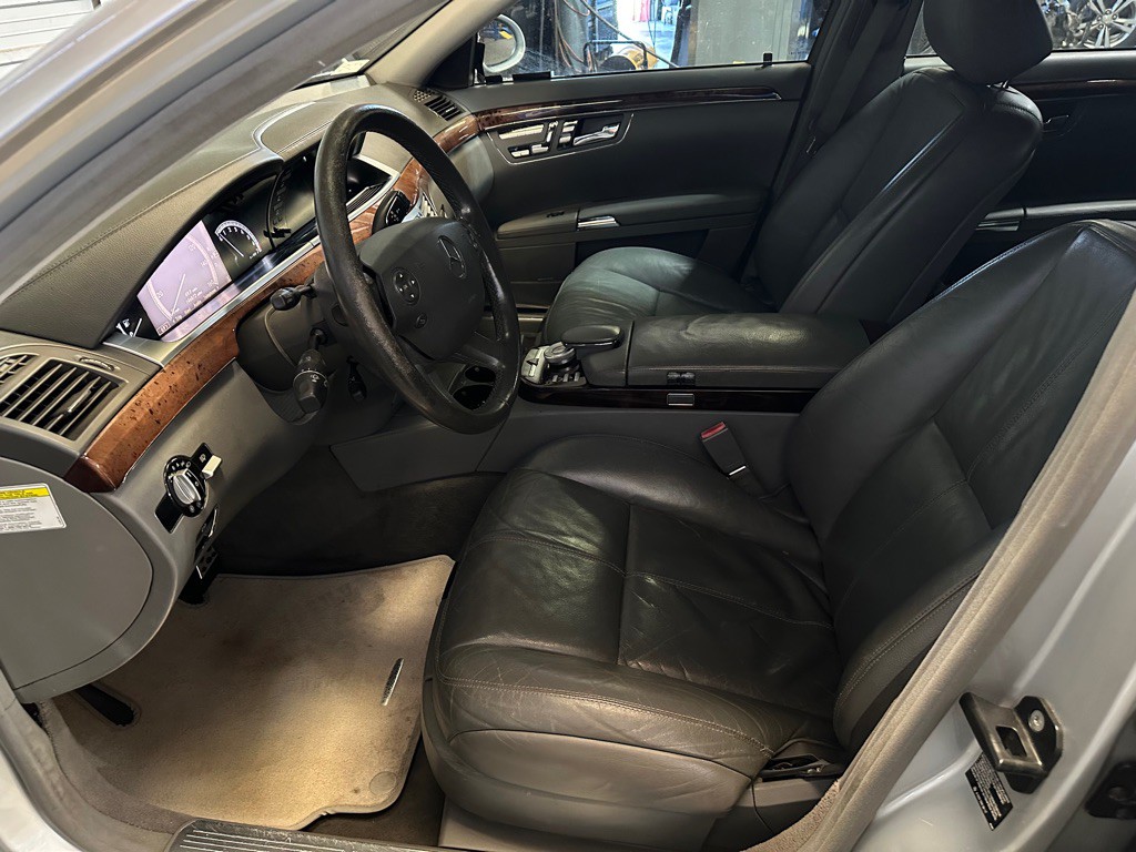 2007 Mercedes-Benz S-Class Image 10