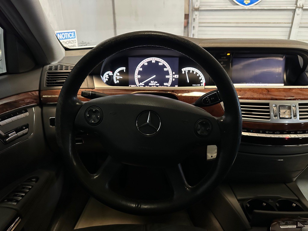 2007 Mercedes-Benz S-Class Image 12