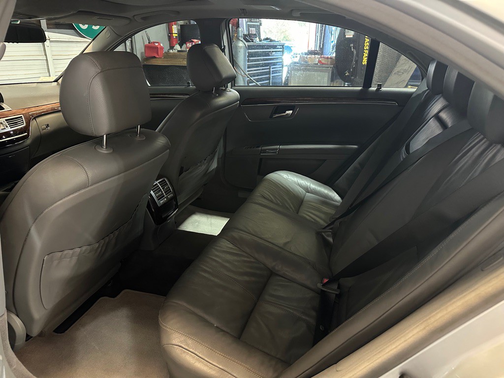 2007 Mercedes-Benz S-Class Image 18