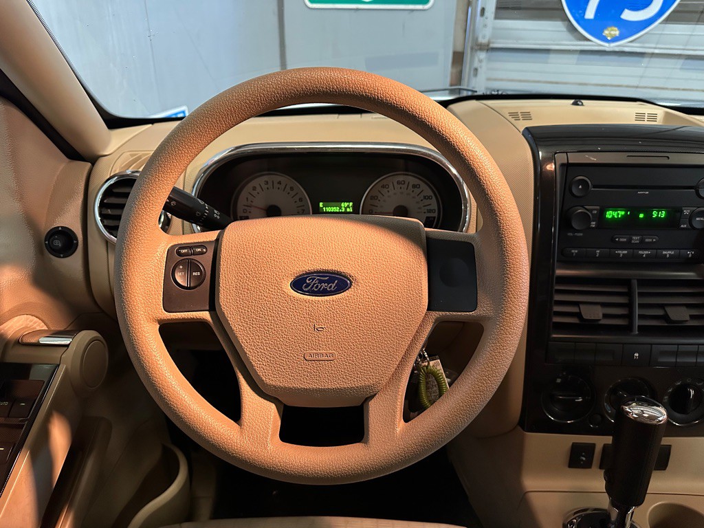 2007 Ford Explorer Image 11