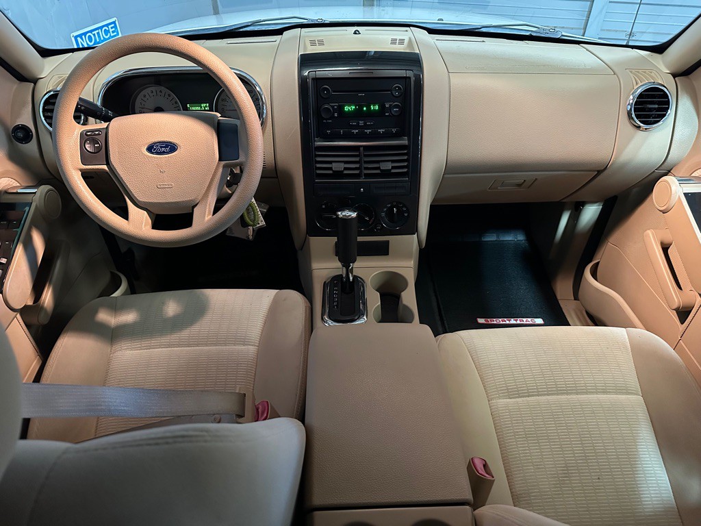 2007 Ford Explorer Image 14