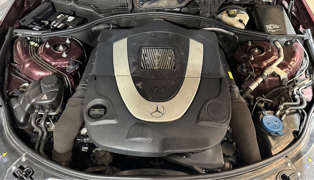 2008 Mercedes-Benz S-Class Image 8