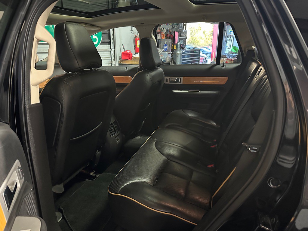 2008 Lincoln MKX Image 18