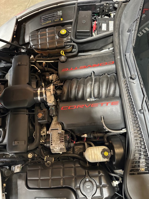 2003 Chevrolet Corvette Image 9