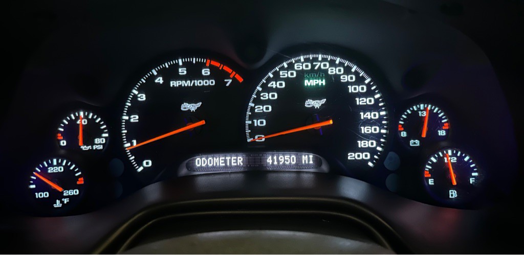 2003 Chevrolet Corvette Image 12