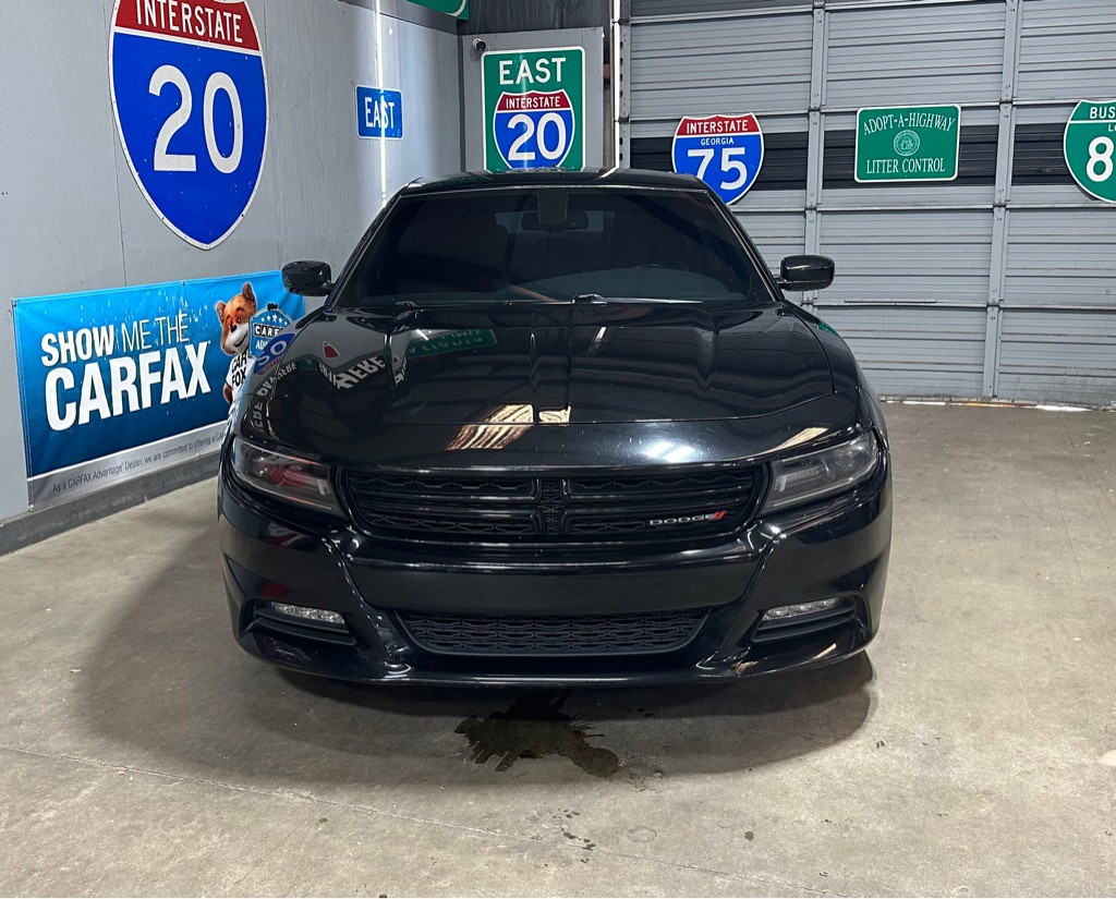 2017 Dodge Charger Image 2