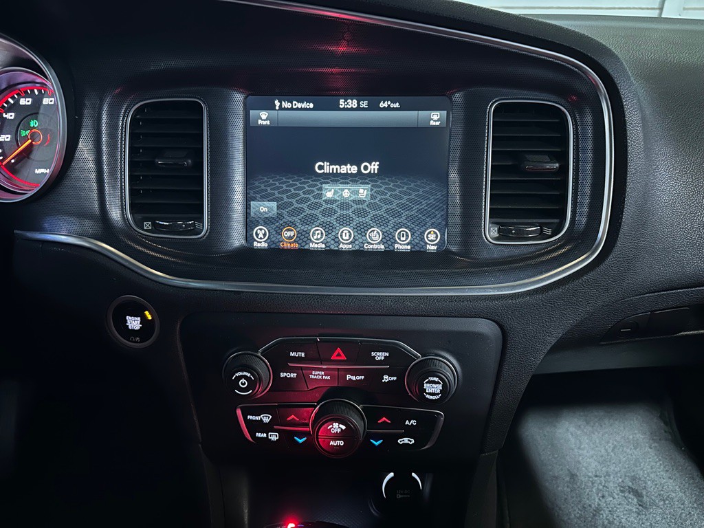 2017 Dodge Charger Image 13